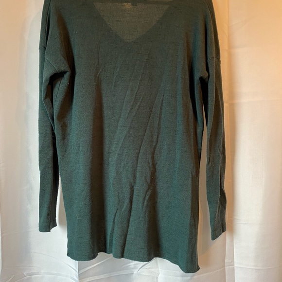 Aritzia open side sweater - Picture 4 of 4